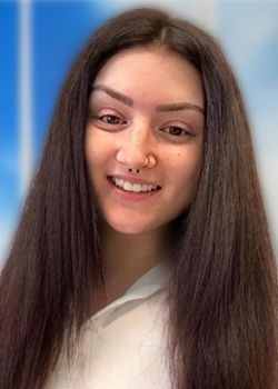 Portrait: Selina Meleleo